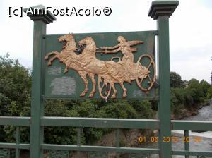 [P25] Podul peste râu, la fel era și pe partea dinspre apa.  » foto by elviramvio
 - 
<span class="allrVoted glyphicon glyphicon-heart hidden" id="av769841"></span>
<a class="m-l-10 hidden" id="sv769841" onclick="voting_Foto_DelVot(,769841,19408)" role="button">șterge vot <span class="glyphicon glyphicon-remove"></span></a>
<a id="v9769841" class=" c-red"  onclick="voting_Foto_SetVot(769841)" role="button"><span class="glyphicon glyphicon-heart-empty"></span> <b>LIKE</b> = Votează poza</a> <img class="hidden"  id="f769841W9" src="/imagini/loader.gif" border="0" /><span class="AjErrMes hidden" id="e769841ErM"></span>