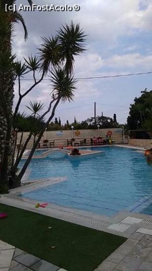 [P08] Meraky piscina foarte bine intretinuta si apa faina » foto by extracrisina
 - 
<span class="allrVoted glyphicon glyphicon-heart hidden" id="av917152"></span>
<a class="m-l-10 hidden" id="sv917152" onclick="voting_Foto_DelVot(,917152,19436)" role="button">șterge vot <span class="glyphicon glyphicon-remove"></span></a>
<a id="v9917152" class=" c-red"  onclick="voting_Foto_SetVot(917152)" role="button"><span class="glyphicon glyphicon-heart-empty"></span> <b>LIKE</b> = Votează poza</a> <img class="hidden"  id="f917152W9" src="/imagini/loader.gif" border="0" /><span class="AjErrMes hidden" id="e917152ErM"></span>