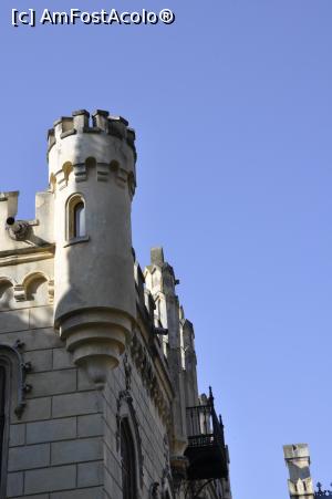[P15] Castelul Sturza de la Miclauseni – castelul cu 100 de povesti - bogatia decoratiunilor exterioare este fara asemanare.  » foto by Diaura*
 - 
<span class="allrVoted glyphicon glyphicon-heart hidden" id="av1065682"></span>
<a class="m-l-10 hidden" id="sv1065682" onclick="voting_Foto_DelVot(,1065682,19447)" role="button">șterge vot <span class="glyphicon glyphicon-remove"></span></a>
<a id="v91065682" class=" c-red"  onclick="voting_Foto_SetVot(1065682)" role="button"><span class="glyphicon glyphicon-heart-empty"></span> <b>LIKE</b> = Votează poza</a> <img class="hidden"  id="f1065682W9" src="/imagini/loader.gif" border="0" /><span class="AjErrMes hidden" id="e1065682ErM"></span>