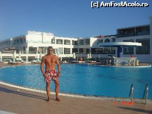 [P09] piscina exterioara si baruletul insula » foto by zake
 - 
<span class="allrVoted glyphicon glyphicon-heart hidden" id="av681621"></span>
<a class="m-l-10 hidden" id="sv681621" onclick="voting_Foto_DelVot(,681621,19501)" role="button">șterge vot <span class="glyphicon glyphicon-remove"></span></a>
<a id="v9681621" class=" c-red"  onclick="voting_Foto_SetVot(681621)" role="button"><span class="glyphicon glyphicon-heart-empty"></span> <b>LIKE</b> = Votează poza</a> <img class="hidden"  id="f681621W9" src="/imagini/loader.gif" border="0" /><span class="AjErrMes hidden" id="e681621ErM"></span>