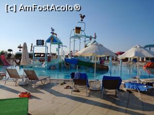 [P12] Piscina copii » foto by webber
 - 
<span class="allrVoted glyphicon glyphicon-heart hidden" id="av1171514"></span>
<a class="m-l-10 hidden" id="sv1171514" onclick="voting_Foto_DelVot(,1171514,19580)" role="button">șterge vot <span class="glyphicon glyphicon-remove"></span></a>
<a id="v91171514" class=" c-red"  onclick="voting_Foto_SetVot(1171514)" role="button"><span class="glyphicon glyphicon-heart-empty"></span> <b>LIKE</b> = Votează poza</a> <img class="hidden"  id="f1171514W9" src="/imagini/loader.gif" border="0" /><span class="AjErrMes hidden" id="e1171514ErM"></span>