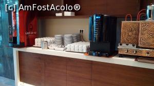 [P06] automate de cafea si ceai turcesc in restaurant » foto by BrindusaM
 - 
<span class="allrVoted glyphicon glyphicon-heart hidden" id="av877565"></span>
<a class="m-l-10 hidden" id="sv877565" onclick="voting_Foto_DelVot(,877565,19659)" role="button">șterge vot <span class="glyphicon glyphicon-remove"></span></a>
<a id="v9877565" class=" c-red"  onclick="voting_Foto_SetVot(877565)" role="button"><span class="glyphicon glyphicon-heart-empty"></span> <b>LIKE</b> = Votează poza</a> <img class="hidden"  id="f877565W9" src="/imagini/loader.gif" border="0" /><span class="AjErrMes hidden" id="e877565ErM"></span>