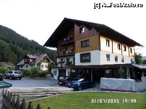 [P05] Gastehaus Sams și parcarea din fața ei.  » foto by Alina53
 - 
<span class="allrVoted glyphicon glyphicon-heart hidden" id="av692889"></span>
<a class="m-l-10 hidden" id="sv692889" onclick="voting_Foto_DelVot(,692889,19671)" role="button">șterge vot <span class="glyphicon glyphicon-remove"></span></a>
<a id="v9692889" class=" c-red"  onclick="voting_Foto_SetVot(692889)" role="button"><span class="glyphicon glyphicon-heart-empty"></span> <b>LIKE</b> = Votează poza</a> <img class="hidden"  id="f692889W9" src="/imagini/loader.gif" border="0" /><span class="AjErrMes hidden" id="e692889ErM"></span>