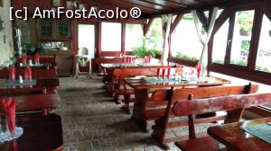 [P09] Route 60 - sala fostă de nefumători.  » foto by bogumil
 - 
<span class="allrVoted glyphicon glyphicon-heart hidden" id="av795115"></span>
<a class="m-l-10 hidden" id="sv795115" onclick="voting_Foto_DelVot(,795115,19697)" role="button">șterge vot <span class="glyphicon glyphicon-remove"></span></a>
<a id="v9795115" class=" c-red"  onclick="voting_Foto_SetVot(795115)" role="button"><span class="glyphicon glyphicon-heart-empty"></span> <b>LIKE</b> = Votează poza</a> <img class="hidden"  id="f795115W9" src="/imagini/loader.gif" border="0" /><span class="AjErrMes hidden" id="e795115ErM"></span>