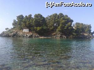 [P20] Vila Ilios Parga - micuța insulă Panagia văzută de pe plaja Krioneri » foto by costy69*
 - 
<span class="allrVoted glyphicon glyphicon-heart hidden" id="av696956"></span>
<a class="m-l-10 hidden" id="sv696956" onclick="voting_Foto_DelVot(,696956,19738)" role="button">șterge vot <span class="glyphicon glyphicon-remove"></span></a>
<a id="v9696956" class=" c-red"  onclick="voting_Foto_SetVot(696956)" role="button"><span class="glyphicon glyphicon-heart-empty"></span> <b>LIKE</b> = Votează poza</a> <img class="hidden"  id="f696956W9" src="/imagini/loader.gif" border="0" /><span class="AjErrMes hidden" id="e696956ErM"></span>