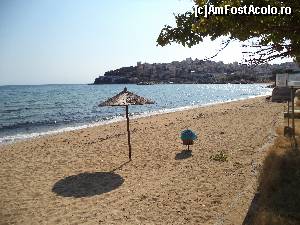 [P05] Plaja la portile Kavalei, ale carei prime cladiri se vad in fata » foto by dannaa
 - 
<span class="allrVoted glyphicon glyphicon-heart hidden" id="av564467"></span>
<a class="m-l-10 hidden" id="sv564467" onclick="voting_Foto_DelVot(,564467,19745)" role="button">șterge vot <span class="glyphicon glyphicon-remove"></span></a>
<a id="v9564467" class=" c-red"  onclick="voting_Foto_SetVot(564467)" role="button"><span class="glyphicon glyphicon-heart-empty"></span> <b>LIKE</b> = Votează poza</a> <img class="hidden"  id="f564467W9" src="/imagini/loader.gif" border="0" /><span class="AjErrMes hidden" id="e564467ErM"></span>