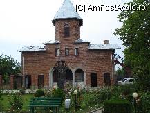 [P08] Manastirea Pissiota - o alta imagine cu curtea si cu izvorul » foto by Diaura*
 - 
<span class="allrVoted glyphicon glyphicon-heart hidden" id="av102046"></span>
<a class="m-l-10 hidden" id="sv102046" onclick="voting_Foto_DelVot(,102046,19769)" role="button">șterge vot <span class="glyphicon glyphicon-remove"></span></a>
<a id="v9102046" class=" c-red"  onclick="voting_Foto_SetVot(102046)" role="button"><span class="glyphicon glyphicon-heart-empty"></span> <b>LIKE</b> = Votează poza</a> <img class="hidden"  id="f102046W9" src="/imagini/loader.gif" border="0" /><span class="AjErrMes hidden" id="e102046ErM"></span>