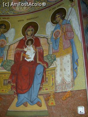 [P23] Mănăstirea Dealu - Interiorul bisericii. Pictura murală. » foto by iulianic
 - 
<span class="allrVoted glyphicon glyphicon-heart hidden" id="av1208879"></span>
<a class="m-l-10 hidden" id="sv1208879" onclick="voting_Foto_DelVot(,1208879,19770)" role="button">șterge vot <span class="glyphicon glyphicon-remove"></span></a>
<a id="v91208879" class=" c-red"  onclick="voting_Foto_SetVot(1208879)" role="button"><span class="glyphicon glyphicon-heart-empty"></span> <b>LIKE</b> = Votează poza</a> <img class="hidden"  id="f1208879W9" src="/imagini/loader.gif" border="0" /><span class="AjErrMes hidden" id="e1208879ErM"></span>