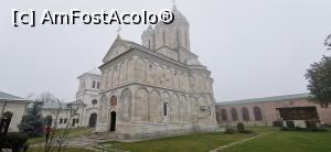[P01] <strong>Mănăstirea Dealu</strong> » foto by ⭐ValentinB_88⭐
 - 
<span class="allrVoted glyphicon glyphicon-heart hidden" id="av1341217"></span>
<a class="m-l-10 hidden" id="sv1341217" onclick="voting_Foto_DelVot(,1341217,19770)" role="button">șterge vot <span class="glyphicon glyphicon-remove"></span></a>
<a id="v91341217" class=" c-red"  onclick="voting_Foto_SetVot(1341217)" role="button"><span class="glyphicon glyphicon-heart-empty"></span> <b>LIKE</b> = Votează poza</a> <img class="hidden"  id="f1341217W9" src="/imagini/loader.gif" border="0" /><span class="AjErrMes hidden" id="e1341217ErM"></span>