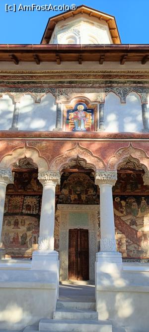 [P07] Pridvor pictat și coloane. » foto by tata123 🔱
 - 
<span class="allrVoted glyphicon glyphicon-heart hidden" id="av1414699"></span>
<a class="m-l-10 hidden" id="sv1414699" onclick="voting_Foto_DelVot(,1414699,19771)" role="button">șterge vot <span class="glyphicon glyphicon-remove"></span></a>
<a id="v91414699" class=" c-red"  onclick="voting_Foto_SetVot(1414699)" role="button"><span class="glyphicon glyphicon-heart-empty"></span> <b>LIKE</b> = Votează poza</a> <img class="hidden"  id="f1414699W9" src="/imagini/loader.gif" border="0" /><span class="AjErrMes hidden" id="e1414699ErM"></span>