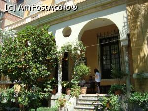 [P01] Intrarea in casa Sorolla -prima gradina, creata chiar de pictor.  » foto by mireille
 - 
<span class="allrVoted glyphicon glyphicon-heart hidden" id="av744083"></span>
<a class="m-l-10 hidden" id="sv744083" onclick="voting_Foto_DelVot(,744083,19792)" role="button">șterge vot <span class="glyphicon glyphicon-remove"></span></a>
<a id="v9744083" class=" c-red"  onclick="voting_Foto_SetVot(744083)" role="button"><span class="glyphicon glyphicon-heart-empty"></span> <b>LIKE</b> = Votează poza</a> <img class="hidden"  id="f744083W9" src="/imagini/loader.gif" border="0" /><span class="AjErrMes hidden" id="e744083ErM"></span>