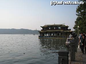 [P10] West Lake - un restaurant pe apa » foto by mishu
 - 
<span class="allrVoted glyphicon glyphicon-heart hidden" id="av704757"></span>
<a class="m-l-10 hidden" id="sv704757" onclick="voting_Foto_DelVot(,704757,19821)" role="button">șterge vot <span class="glyphicon glyphicon-remove"></span></a>
<a id="v9704757" class=" c-red"  onclick="voting_Foto_SetVot(704757)" role="button"><span class="glyphicon glyphicon-heart-empty"></span> <b>LIKE</b> = Votează poza</a> <img class="hidden"  id="f704757W9" src="/imagini/loader.gif" border="0" /><span class="AjErrMes hidden" id="e704757ErM"></span>