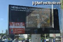 [P04] Primele impresii, panouri publicitare pe drumul spre oras, si muzica italiana ascultata la un post de radio din bus » foto by MCM
 - 
<span class="allrVoted glyphicon glyphicon-heart hidden" id="av309010"></span>
<a class="m-l-10 hidden" id="sv309010" onclick="voting_Foto_DelVot(,309010,19894)" role="button">șterge vot <span class="glyphicon glyphicon-remove"></span></a>
<a id="v9309010" class=" c-red"  onclick="voting_Foto_SetVot(309010)" role="button"><span class="glyphicon glyphicon-heart-empty"></span> <b>LIKE</b> = Votează poza</a> <img class="hidden"  id="f309010W9" src="/imagini/loader.gif" border="0" /><span class="AjErrMes hidden" id="e309010ErM"></span>