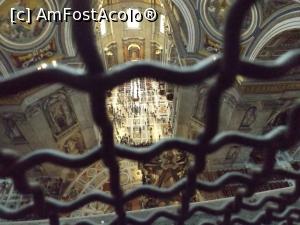[P13] Cât de mare e biserica dacă oamenii sunt așa mici?  » foto by cloverina
 - 
<span class="allrVoted glyphicon glyphicon-heart hidden" id="av778347"></span>
<a class="m-l-10 hidden" id="sv778347" onclick="voting_Foto_DelVot(,778347,19894)" role="button">șterge vot <span class="glyphicon glyphicon-remove"></span></a>
<a id="v9778347" class=" c-red"  onclick="voting_Foto_SetVot(778347)" role="button"><span class="glyphicon glyphicon-heart-empty"></span> <b>LIKE</b> = Votează poza</a> <img class="hidden"  id="f778347W9" src="/imagini/loader.gif" border="0" /><span class="AjErrMes hidden" id="e778347ErM"></span>