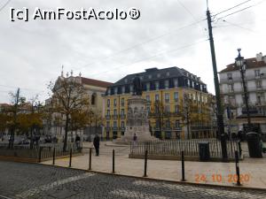 [P55] Praça Luis de Camões, locul de nde am pornit cu tramvaiul 28 şi în care ne-am întors » foto by irinad
 - 
<span class="allrVoted glyphicon glyphicon-heart hidden" id="av1230517"></span>
<a class="m-l-10 hidden" id="sv1230517" onclick="voting_Foto_DelVot(,1230517,20046)" role="button">șterge vot <span class="glyphicon glyphicon-remove"></span></a>
<a id="v91230517" class=" c-red"  onclick="voting_Foto_SetVot(1230517)" role="button"><span class="glyphicon glyphicon-heart-empty"></span> <b>LIKE</b> = Votează poza</a> <img class="hidden"  id="f1230517W9" src="/imagini/loader.gif" border="0" /><span class="AjErrMes hidden" id="e1230517ErM"></span>