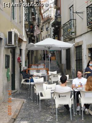 [P57] Străduţe în Alfama şi mese la terase » foto by irinad
 - 
<span class="allrVoted glyphicon glyphicon-heart hidden" id="av1230519"></span>
<a class="m-l-10 hidden" id="sv1230519" onclick="voting_Foto_DelVot(,1230519,20046)" role="button">șterge vot <span class="glyphicon glyphicon-remove"></span></a>
<a id="v91230519" class=" c-red"  onclick="voting_Foto_SetVot(1230519)" role="button"><span class="glyphicon glyphicon-heart-empty"></span> <b>LIKE</b> = Votează poza</a> <img class="hidden"  id="f1230519W9" src="/imagini/loader.gif" border="0" /><span class="AjErrMes hidden" id="e1230519ErM"></span>