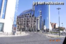 [P02] in apropiere de Bairro Alto, cladiri moderne ce adapostesc centre comerciale si birouri » foto by deliutza27
 - 
<span class="allrVoted glyphicon glyphicon-heart hidden" id="av195261"></span>
<a class="m-l-10 hidden" id="sv195261" onclick="voting_Foto_DelVot(,195261,20047)" role="button">șterge vot <span class="glyphicon glyphicon-remove"></span></a>
<a id="v9195261" class=" c-red"  onclick="voting_Foto_SetVot(195261)" role="button"><span class="glyphicon glyphicon-heart-empty"></span> <b>LIKE</b> = Votează poza</a> <img class="hidden"  id="f195261W9" src="/imagini/loader.gif" border="0" /><span class="AjErrMes hidden" id="e195261ErM"></span>