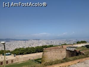 [P48] Vedere din castel, spre Barcelona.  » foto by maryka
 - 
<span class="allrVoted glyphicon glyphicon-heart hidden" id="av1116872"></span>
<a class="m-l-10 hidden" id="sv1116872" onclick="voting_Foto_DelVot(,1116872,20055)" role="button">șterge vot <span class="glyphicon glyphicon-remove"></span></a>
<a id="v91116872" class=" c-red"  onclick="voting_Foto_SetVot(1116872)" role="button"><span class="glyphicon glyphicon-heart-empty"></span> <b>LIKE</b> = Votează poza</a> <img class="hidden"  id="f1116872W9" src="/imagini/loader.gif" border="0" /><span class="AjErrMes hidden" id="e1116872ErM"></span>