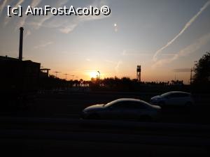 [P53] Răsărit de soare la Barcelona.  » foto by maryka
 - 
<span class="allrVoted glyphicon glyphicon-heart hidden" id="av1116877"></span>
<a class="m-l-10 hidden" id="sv1116877" onclick="voting_Foto_DelVot(,1116877,20055)" role="button">șterge vot <span class="glyphicon glyphicon-remove"></span></a>
<a id="v91116877" class=" c-red"  onclick="voting_Foto_SetVot(1116877)" role="button"><span class="glyphicon glyphicon-heart-empty"></span> <b>LIKE</b> = Votează poza</a> <img class="hidden"  id="f1116877W9" src="/imagini/loader.gif" border="0" /><span class="AjErrMes hidden" id="e1116877ErM"></span>