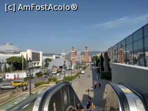 [P88] Vedere spre piața Spaniei, din fața scărilor rulante. În dreapta se vede Palau de Congressos. » foto by maryka
 - 
<span class="allrVoted glyphicon glyphicon-heart hidden" id="av1116913"></span>
<a class="m-l-10 hidden" id="sv1116913" onclick="voting_Foto_DelVot(,1116913,20055)" role="button">șterge vot <span class="glyphicon glyphicon-remove"></span></a>
<a id="v91116913" class=" c-red"  onclick="voting_Foto_SetVot(1116913)" role="button"><span class="glyphicon glyphicon-heart-empty"></span> <b>LIKE</b> = Votează poza</a> <img class="hidden"  id="f1116913W9" src="/imagini/loader.gif" border="0" /><span class="AjErrMes hidden" id="e1116913ErM"></span>