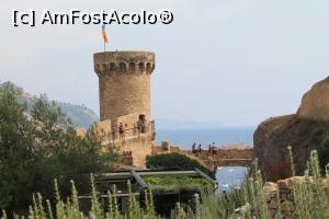 [P03] Turnul principal din Vila Vella Enceinte - Tossa de Mar » foto by argemi*
 - 
<span class="allrVoted glyphicon glyphicon-heart hidden" id="av955682"></span>
<a class="m-l-10 hidden" id="sv955682" onclick="voting_Foto_DelVot(,955682,20055)" role="button">șterge vot <span class="glyphicon glyphicon-remove"></span></a>
<a id="v9955682" class=" c-red"  onclick="voting_Foto_SetVot(955682)" role="button"><span class="glyphicon glyphicon-heart-empty"></span> <b>LIKE</b> = Votează poza</a> <img class="hidden"  id="f955682W9" src="/imagini/loader.gif" border="0" /><span class="AjErrMes hidden" id="e955682ErM"></span>