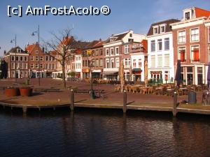 [P09] Leiden. In centrul orasului » foto by Radu Tudoran
 - 
<span class="allrVoted glyphicon glyphicon-heart hidden" id="av728606"></span>
<a class="m-l-10 hidden" id="sv728606" onclick="voting_Foto_DelVot(,728606,20151)" role="button">șterge vot <span class="glyphicon glyphicon-remove"></span></a>
<a id="v9728606" class=" c-red"  onclick="voting_Foto_SetVot(728606)" role="button"><span class="glyphicon glyphicon-heart-empty"></span> <b>LIKE</b> = Votează poza</a> <img class="hidden"  id="f728606W9" src="/imagini/loader.gif" border="0" /><span class="AjErrMes hidden" id="e728606ErM"></span>