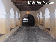 [P06] Cetatea Harman, aleea de acces in curtea interioara, pietruita si inghetata » foto by sunflower
 - 
<span class="allrVoted glyphicon glyphicon-heart hidden" id="av303740"></span>
<a class="m-l-10 hidden" id="sv303740" onclick="voting_Foto_DelVot(,303740,20177)" role="button">șterge vot <span class="glyphicon glyphicon-remove"></span></a>
<a id="v9303740" class=" c-red"  onclick="voting_Foto_SetVot(303740)" role="button"><span class="glyphicon glyphicon-heart-empty"></span> <b>LIKE</b> = Votează poza</a> <img class="hidden"  id="f303740W9" src="/imagini/loader.gif" border="0" /><span class="AjErrMes hidden" id="e303740ErM"></span>