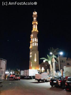 [P11] Moscheea noua din capatul promenadei Marina Hurghada » foto by homeag_mihaela
 - 
<span class="allrVoted glyphicon glyphicon-heart hidden" id="av1189187"></span>
<a class="m-l-10 hidden" id="sv1189187" onclick="voting_Foto_DelVot(,1189187,20178)" role="button">șterge vot <span class="glyphicon glyphicon-remove"></span></a>
<a id="v91189187" class=" c-red"  onclick="voting_Foto_SetVot(1189187)" role="button"><span class="glyphicon glyphicon-heart-empty"></span> <b>LIKE</b> = Votează poza</a> <img class="hidden"  id="f1189187W9" src="/imagini/loader.gif" border="0" /><span class="AjErrMes hidden" id="e1189187ErM"></span>