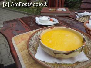 [P25] Ciorba de burta de la terasa Casa de Vis » foto by mogly
 - 
<span class="allrVoted glyphicon glyphicon-heart hidden" id="av770870"></span>
<a class="m-l-10 hidden" id="sv770870" onclick="voting_Foto_DelVot(,770870,20184)" role="button">șterge vot <span class="glyphicon glyphicon-remove"></span></a>
<a id="v9770870" class=" c-red"  onclick="voting_Foto_SetVot(770870)" role="button"><span class="glyphicon glyphicon-heart-empty"></span> <b>LIKE</b> = Votează poza</a> <img class="hidden"  id="f770870W9" src="/imagini/loader.gif" border="0" /><span class="AjErrMes hidden" id="e770870ErM"></span>
