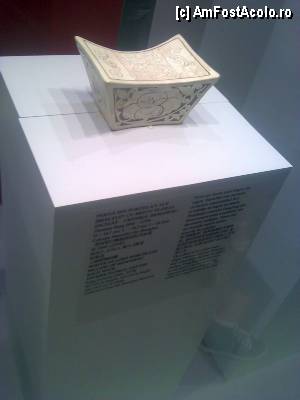 [P11] MNIR - expoziția Comorile Chinei - pernă...  » foto by Dragoș_MD
 - 
<span class="allrVoted glyphicon glyphicon-heart hidden" id="av445290"></span>
<a class="m-l-10 hidden" id="sv445290" onclick="voting_Foto_DelVot(,445290,20188)" role="button">șterge vot <span class="glyphicon glyphicon-remove"></span></a>
<a id="v9445290" class=" c-red"  onclick="voting_Foto_SetVot(445290)" role="button"><span class="glyphicon glyphicon-heart-empty"></span> <b>LIKE</b> = Votează poza</a> <img class="hidden"  id="f445290W9" src="/imagini/loader.gif" border="0" /><span class="AjErrMes hidden" id="e445290ErM"></span>