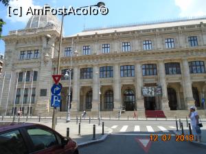 [P01] Clădirea Muzeului Național de Istorie a României » foto by Mitica49
 - 
<span class="allrVoted glyphicon glyphicon-heart hidden" id="av1083375"></span>
<a class="m-l-10 hidden" id="sv1083375" onclick="voting_Foto_DelVot(,1083375,20188)" role="button">șterge vot <span class="glyphicon glyphicon-remove"></span></a>
<a id="v91083375" class=" c-red"  onclick="voting_Foto_SetVot(1083375)" role="button"><span class="glyphicon glyphicon-heart-empty"></span> <b>LIKE</b> = Votează poza</a> <img class="hidden"  id="f1083375W9" src="/imagini/loader.gif" border="0" /><span class="AjErrMes hidden" id="e1083375ErM"></span>