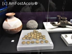 [P47] Monede   din epoca de fier târzie » foto by Michi
 - 
<span class="allrVoted glyphicon glyphicon-heart hidden" id="av1372817"></span>
<a class="m-l-10 hidden" id="sv1372817" onclick="voting_Foto_DelVot(,1372817,20188)" role="button">șterge vot <span class="glyphicon glyphicon-remove"></span></a>
<a id="v91372817" class=" c-red"  onclick="voting_Foto_SetVot(1372817)" role="button"><span class="glyphicon glyphicon-heart-empty"></span> <b>LIKE</b> = Votează poza</a> <img class="hidden"  id="f1372817W9" src="/imagini/loader.gif" border="0" /><span class="AjErrMes hidden" id="e1372817ErM"></span>