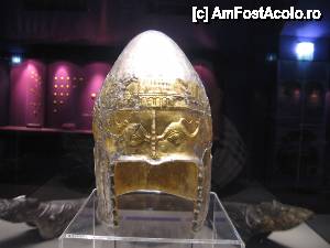 [P10] Coif din mormântul tumular princiar de la Agighiol, sec. IV î. HR.  » foto by Michi
 - 
<span class="allrVoted glyphicon glyphicon-heart hidden" id="av479760"></span>
<a class="m-l-10 hidden" id="sv479760" onclick="voting_Foto_DelVot(,479760,20188)" role="button">șterge vot <span class="glyphicon glyphicon-remove"></span></a>
<a id="v9479760" class=" c-red"  onclick="voting_Foto_SetVot(479760)" role="button"><span class="glyphicon glyphicon-heart-empty"></span> <b>LIKE</b> = Votează poza</a> <img class="hidden"  id="f479760W9" src="/imagini/loader.gif" border="0" /><span class="AjErrMes hidden" id="e479760ErM"></span>