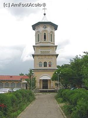 [P03] Turnul bisericii Boroaia » foto by Michi
 - 
<span class="allrVoted glyphicon glyphicon-heart hidden" id="av1406591"></span>
<a class="m-l-10 hidden" id="sv1406591" onclick="voting_Foto_DelVot(,1406591,20198)" role="button">șterge vot <span class="glyphicon glyphicon-remove"></span></a>
<a id="v91406591" class=" c-red"  onclick="voting_Foto_SetVot(1406591)" role="button"><span class="glyphicon glyphicon-heart-empty"></span> <b>LIKE</b> = Votează poza</a> <img class="hidden"  id="f1406591W9" src="/imagini/loader.gif" border="0" /><span class="AjErrMes hidden" id="e1406591ErM"></span>