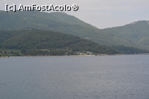 [P01] Hotelul Villa Nisteri vazut de pe bac » foto by Clara T
 - 
<span class="allrVoted glyphicon glyphicon-heart hidden" id="av733401"></span>
<a class="m-l-10 hidden" id="sv733401" onclick="voting_Foto_DelVot(,733401,20211)" role="button">șterge vot <span class="glyphicon glyphicon-remove"></span></a>
<a id="v9733401" class=" c-red"  onclick="voting_Foto_SetVot(733401)" role="button"><span class="glyphicon glyphicon-heart-empty"></span> <b>LIKE</b> = Votează poza</a> <img class="hidden"  id="f733401W9" src="/imagini/loader.gif" border="0" /><span class="AjErrMes hidden" id="e733401ErM"></span>