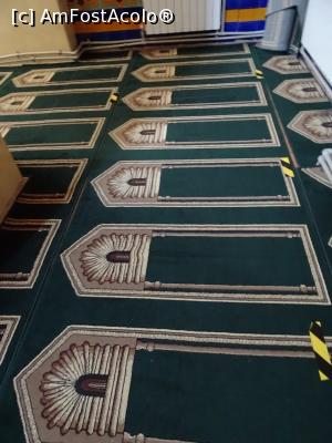 [P12] Covorul care acoperă sala de rugăciune. » foto by tata123 🔱
 - 
<span class="allrVoted glyphicon glyphicon-heart hidden" id="av1240221"></span>
<a class="m-l-10 hidden" id="sv1240221" onclick="voting_Foto_DelVot(,1240221,20219)" role="button">șterge vot <span class="glyphicon glyphicon-remove"></span></a>
<a id="v91240221" class=" c-red"  onclick="voting_Foto_SetVot(1240221)" role="button"><span class="glyphicon glyphicon-heart-empty"></span> <b>LIKE</b> = Votează poza</a> <img class="hidden"  id="f1240221W9" src="/imagini/loader.gif" border="0" /><span class="AjErrMes hidden" id="e1240221ErM"></span>