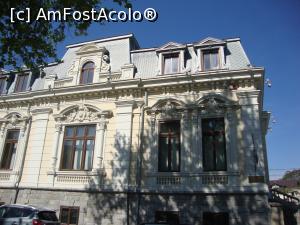 [P42] Casa Avramide - o clădire cu aer aristocratic.  » foto by Floryn81
 - 
<span class="allrVoted glyphicon glyphicon-heart hidden" id="av734763"></span>
<a class="m-l-10 hidden" id="sv734763" onclick="voting_Foto_DelVot(,734763,20239)" role="button">șterge vot <span class="glyphicon glyphicon-remove"></span></a>
<a id="v9734763" class=" c-red"  onclick="voting_Foto_SetVot(734763)" role="button"><span class="glyphicon glyphicon-heart-empty"></span> <b>LIKE</b> = Votează poza</a> <img class="hidden"  id="f734763W9" src="/imagini/loader.gif" border="0" /><span class="AjErrMes hidden" id="e734763ErM"></span>