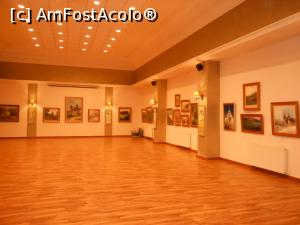 [P23] Sinaia - Casinoul. Sala Ferdinand.  » foto by iulianic
 - 
<span class="allrVoted glyphicon glyphicon-heart hidden" id="av1037481"></span>
<a class="m-l-10 hidden" id="sv1037481" onclick="voting_Foto_DelVot(,1037481,20240)" role="button">șterge vot <span class="glyphicon glyphicon-remove"></span></a>
<a id="v91037481" class=" c-red"  onclick="voting_Foto_SetVot(1037481)" role="button"><span class="glyphicon glyphicon-heart-empty"></span> <b>LIKE</b> = Votează poza</a> <img class="hidden"  id="f1037481W9" src="/imagini/loader.gif" border="0" /><span class="AjErrMes hidden" id="e1037481ErM"></span>
