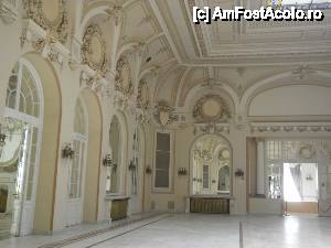 [P20] Casino Sinaia - Sala Oglinzilor » foto by Floria
 - 
<span class="allrVoted glyphicon glyphicon-heart hidden" id="av488584"></span>
<a class="m-l-10 hidden" id="sv488584" onclick="voting_Foto_DelVot(,488584,20240)" role="button">șterge vot <span class="glyphicon glyphicon-remove"></span></a>
<a id="v9488584" class=" c-red"  onclick="voting_Foto_SetVot(488584)" role="button"><span class="glyphicon glyphicon-heart-empty"></span> <b>LIKE</b> = Votează poza</a> <img class="hidden"  id="f488584W9" src="/imagini/loader.gif" border="0" /><span class="AjErrMes hidden" id="e488584ErM"></span>