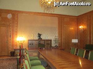 [P25] Casino Sinaia - Sala mica.  » foto by Floria
 - 
<span class="allrVoted glyphicon glyphicon-heart hidden" id="av488589"></span>
<a class="m-l-10 hidden" id="sv488589" onclick="voting_Foto_DelVot(,488589,20240)" role="button">șterge vot <span class="glyphicon glyphicon-remove"></span></a>
<a id="v9488589" class=" c-red"  onclick="voting_Foto_SetVot(488589)" role="button"><span class="glyphicon glyphicon-heart-empty"></span> <b>LIKE</b> = Votează poza</a> <img class="hidden"  id="f488589W9" src="/imagini/loader.gif" border="0" /><span class="AjErrMes hidden" id="e488589ErM"></span>