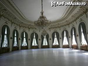 [P26] Casino Sinaia - Sala Baccara.  » foto by Floria
 - 
<span class="allrVoted glyphicon glyphicon-heart hidden" id="av488590"></span>
<a class="m-l-10 hidden" id="sv488590" onclick="voting_Foto_DelVot(,488590,20240)" role="button">șterge vot <span class="glyphicon glyphicon-remove"></span></a>
<a id="v9488590" class=" c-red"  onclick="voting_Foto_SetVot(488590)" role="button"><span class="glyphicon glyphicon-heart-empty"></span> <b>LIKE</b> = Votează poza</a> <img class="hidden"  id="f488590W9" src="/imagini/loader.gif" border="0" /><span class="AjErrMes hidden" id="e488590ErM"></span>