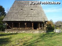 [P07] muzeul satului - copacul cu ulcele » foto by diana-s
 - 
<span class="allrVoted glyphicon glyphicon-heart hidden" id="av302279"></span>
<a class="m-l-10 hidden" id="sv302279" onclick="voting_Foto_DelVot(,302279,20342)" role="button">șterge vot <span class="glyphicon glyphicon-remove"></span></a>
<a id="v9302279" class=" c-red"  onclick="voting_Foto_SetVot(302279)" role="button"><span class="glyphicon glyphicon-heart-empty"></span> <b>LIKE</b> = Votează poza</a> <img class="hidden"  id="f302279W9" src="/imagini/loader.gif" border="0" /><span class="AjErrMes hidden" id="e302279ErM"></span>
