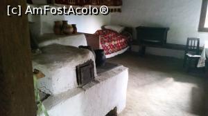 [P11] Poza interior din una dintre casele muzeului satului » foto by NELUTU D-tru
 - 
<span class="allrVoted glyphicon glyphicon-heart hidden" id="av746203"></span>
<a class="m-l-10 hidden" id="sv746203" onclick="voting_Foto_DelVot(,746203,20342)" role="button">șterge vot <span class="glyphicon glyphicon-remove"></span></a>
<a id="v9746203" class=" c-red"  onclick="voting_Foto_SetVot(746203)" role="button"><span class="glyphicon glyphicon-heart-empty"></span> <b>LIKE</b> = Votează poza</a> <img class="hidden"  id="f746203W9" src="/imagini/loader.gif" border="0" /><span class="AjErrMes hidden" id="e746203ErM"></span>