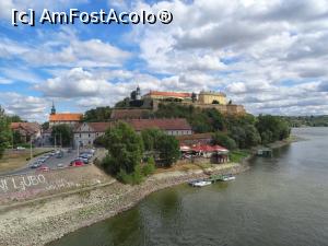 P02 [AUG-2015] Cetatea Petrovaradin văzută de pe podul Varadinski