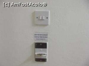 [P27] Magnetul păstrat în acea poziţie asigură curentul electric neîntrerupt şi pe perioada absenţei din cameră » foto by irinad
 - 
<span class="allrVoted glyphicon glyphicon-heart hidden" id="av750308"></span>
<a class="m-l-10 hidden" id="sv750308" onclick="voting_Foto_DelVot(,750308,20411)" role="button">șterge vot <span class="glyphicon glyphicon-remove"></span></a>
<a id="v9750308" class=" c-red"  onclick="voting_Foto_SetVot(750308)" role="button"><span class="glyphicon glyphicon-heart-empty"></span> <b>LIKE</b> = Votează poza</a> <img class="hidden"  id="f750308W9" src="/imagini/loader.gif" border="0" /><span class="AjErrMes hidden" id="e750308ErM"></span>
