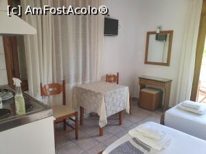 [P09] Mesele din interior si exterior au fata de masa de musama, dar e un lucru bun, pentru ca poate fi spalata » foto by dianamea
 - 
<span class="allrVoted glyphicon glyphicon-heart hidden" id="av1243556"></span>
<a class="m-l-10 hidden" id="sv1243556" onclick="voting_Foto_DelVot(,1243556,20517)" role="button">șterge vot <span class="glyphicon glyphicon-remove"></span></a>
<a id="v91243556" class=" c-red"  onclick="voting_Foto_SetVot(1243556)" role="button"><span class="glyphicon glyphicon-heart-empty"></span> <b>LIKE</b> = Votează poza</a> <img class="hidden"  id="f1243556W9" src="/imagini/loader.gif" border="0" /><span class="AjErrMes hidden" id="e1243556ErM"></span>