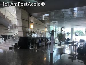 P10 [SEP-2019] Gran Hotel Bali Benidorm - prin lobby şi un bar