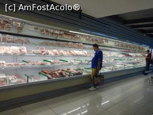 [P03] la supermarket in mall, raionul de carne » foto by grecudoina
 - 
<span class="allrVoted glyphicon glyphicon-heart hidden" id="av787164"></span>
<a class="m-l-10 hidden" id="sv787164" onclick="voting_Foto_DelVot(,787164,20977)" role="button">șterge vot <span class="glyphicon glyphicon-remove"></span></a>
<a id="v9787164" class=" c-red"  onclick="voting_Foto_SetVot(787164)" role="button"><span class="glyphicon glyphicon-heart-empty"></span> <b>LIKE</b> = Votează poza</a> <img class="hidden"  id="f787164W9" src="/imagini/loader.gif" border="0" /><span class="AjErrMes hidden" id="e787164ErM"></span>