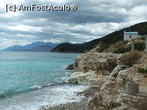 [P05] Bisericuța de unde începe plaja Lukove » foto by dognean
 - 
<span class="allrVoted glyphicon glyphicon-heart hidden" id="av881602"></span>
<a class="m-l-10 hidden" id="sv881602" onclick="voting_Foto_DelVot(,881602,21005)" role="button">șterge vot <span class="glyphicon glyphicon-remove"></span></a>
<a id="v9881602" class=" c-red"  onclick="voting_Foto_SetVot(881602)" role="button"><span class="glyphicon glyphicon-heart-empty"></span> <b>LIKE</b> = Votează poza</a> <img class="hidden"  id="f881602W9" src="/imagini/loader.gif" border="0" /><span class="AjErrMes hidden" id="e881602ErM"></span>