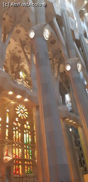 [P02] Interior Sagrada Familia » foto by baron
 - 
<span class="allrVoted glyphicon glyphicon-heart hidden" id="av982317"></span>
<a class="m-l-10 hidden" id="sv982317" onclick="voting_Foto_DelVot(,982317,21008)" role="button">șterge vot <span class="glyphicon glyphicon-remove"></span></a>
<a id="v9982317" class=" c-red"  onclick="voting_Foto_SetVot(982317)" role="button"><span class="glyphicon glyphicon-heart-empty"></span> <b>LIKE</b> = Votează poza</a> <img class="hidden"  id="f982317W9" src="/imagini/loader.gif" border="0" /><span class="AjErrMes hidden" id="e982317ErM"></span>